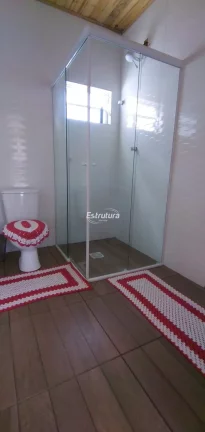 Imagem casa ampla no Pé de Platano 3 dormitórios, piscina e garagem para 3 automóveis
