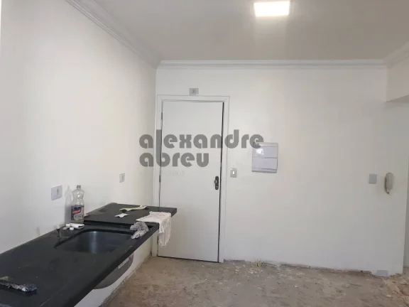 Imagem Apartamento reformado com 2 dormitórios em Moema à venda