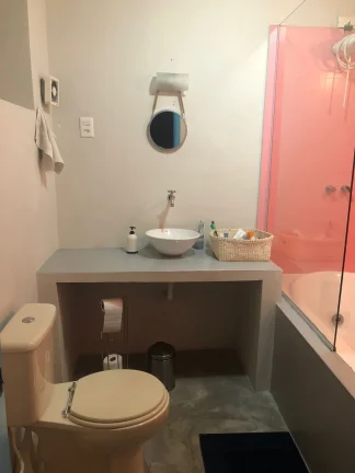 Imagem Apartamento 120M², 3Q, 1 Suíte com Hidro, 1 Suíte, Closet, Lavabo, Quintal Grande Coberto, Próximo Metrô.