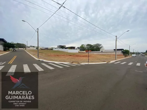 Imagem Lindo Lote de Esquina no Residencial Vila Dumont