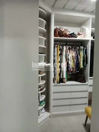 Imagem Linda casa no Cond. Terra Nova com 3 dormitórios (1 suíte), 2 vagas cobertas, 150m², planejados, ar-condicionado e ótimo aproveitamento do terreno de 145m².