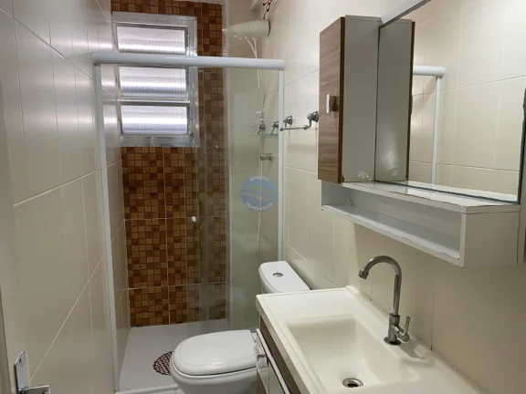 Imagem Apartamento a venda em Santos no Gonzaga quadra da praia.