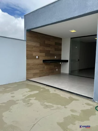 Imagem VENDO CASA 4/4 SENDO TRÊS SUIT EM CONDOMÍNIO - SIM