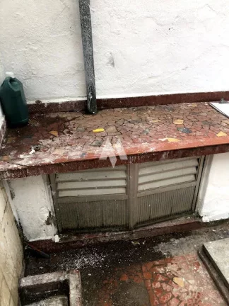 Imagem Casa Comercial para locação com 5 dormitórios e 8 vagas no bairro do Marapé em Santos/SP