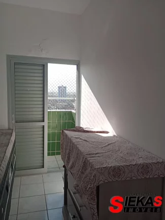 Imagem Apartamento para venda ou locação no Caiçara, Praia Grande-SP: 2 quartos, 1 suíte, 1 sala, 2 banheiros, 1 vaga e 90m². Venha conferir!
