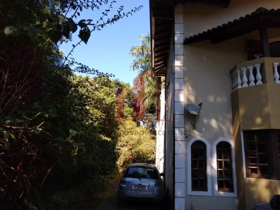 Imagem Imperdível Casa à Venda em Mairiporã-SP, Bairro Caceia: 4 Quartos, 4 Suites, 2 Salas, 319m² Área, 1 Vaga!