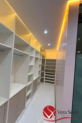 Imagem Casa térrea em Condomínio fechado