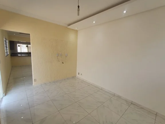 Imagem Casa De 3/4 Sendo Duas Suites Sozinha No Lote No Jardim Paraiso Ao Lado Anel Viario