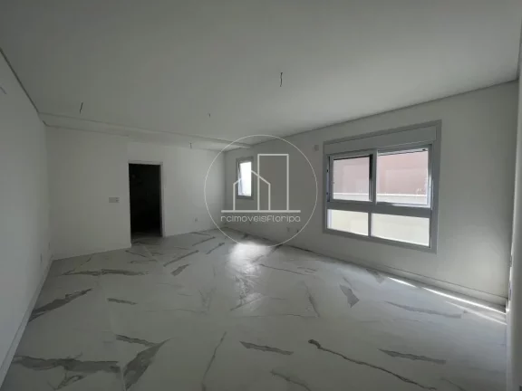 Imagem Casa Alto Padrão para Venda em Florianópolis / SC no bairro Ingleses do Rio Vermelho