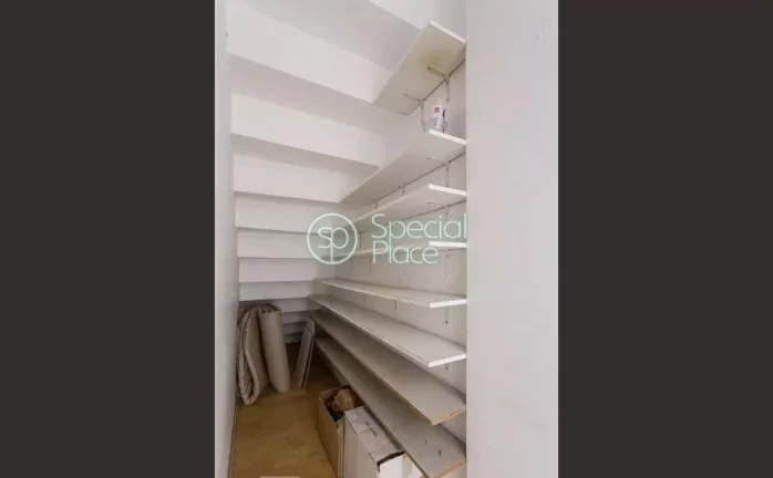 Imagem APARTAMENTO DUPLEX na melhor região de Moema, com excelente espaço de aproveitamento, 2 dormitóri...