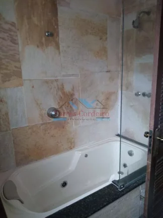 Imagem Sobrado com 3 dorm. (1 suíte) + 2 vagas - Vila Tiradentes