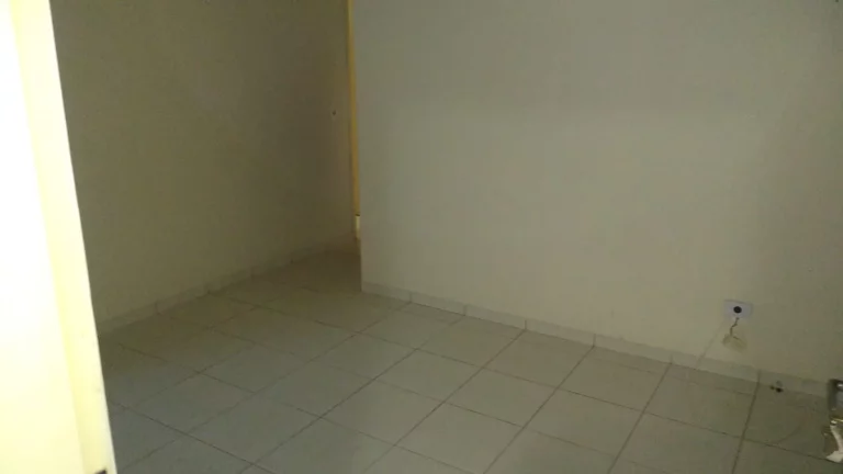 Imagem Ótimo apartamento na área central próximo ao Sesc, com 2 quartos sendo 1 com armário embutido, s...