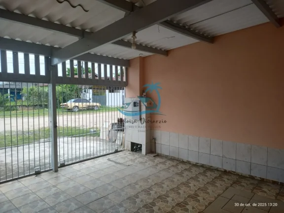Imagem Sobrado com 3 dormitórios a venda no Perequê-Açu - Ubatuba