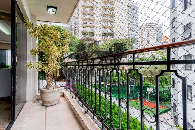 Imagem Apartamento em Higienópolis com 269m², 3 suítes e 4 vagas.