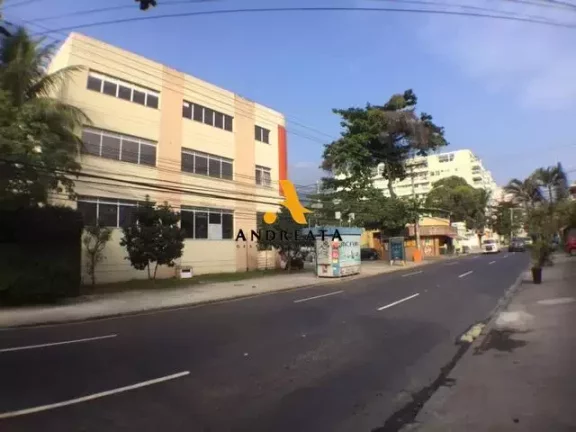 Imagem Prédio/Edifício Inteiro à venda no condomínio Imóvel de rua Jacarepaguá