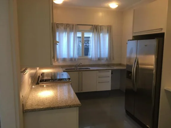 Imagem Casa em Aldeia da Serra - 370m²