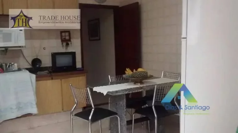 Imagem Casa com 4 Dormitórios e 4 Banheiros para locação em Ipiranga, São Paulo/SP