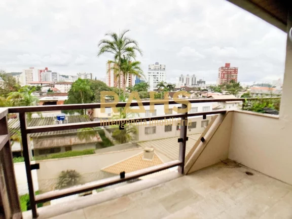 Imagem Apartamento Espaçoso em Ótima Localização Com 361,96 de área privativa, esse apartamento conta ...