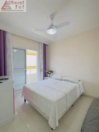 Imagem Apartamento 03 suites, alto padrão, 02 vagas de garagem privativas 156 m2 de frente para o mar, área total 233 m2 e vista total para o mar,