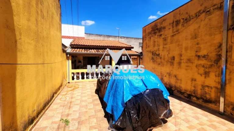 Imagem 2 Casas no Jardim Amanda II, Oportunidade Imperdível!