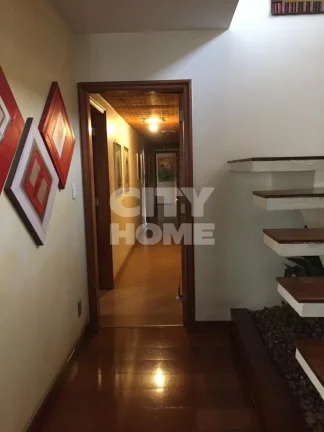 Imagem Linda cobertura duplex com 700m2, 4 dormitórios ( 4 suítes ), 6 banheiros e 4 vagas na garagem no ...