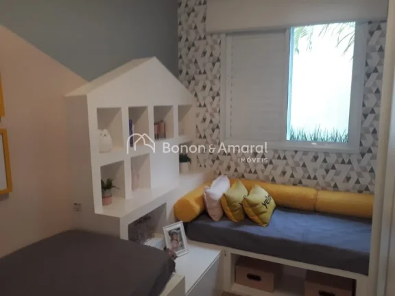Imagem Apartamento com 3 dormitórios, sendo 1 suíte, garantindo praticidade e elegância. Conta com vista...