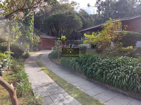 Imagem CHÁCARA EM CONDOMÍNIO PORTEIRA FECHADA ESTRADA DO EMBU PRÓXIMO ASSAÍ 3 SUÍTES PISCINA COPA COZINHA GERADOR 15 VAGAS NATUREZA EXUBERANTE FÁCIL ACESSO