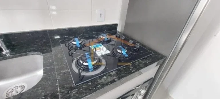 Imagem Apartamento mobiliado, 2º andar, com elevador. Possui 1 dormitório, sala, cozinha e banheiro. Imó...