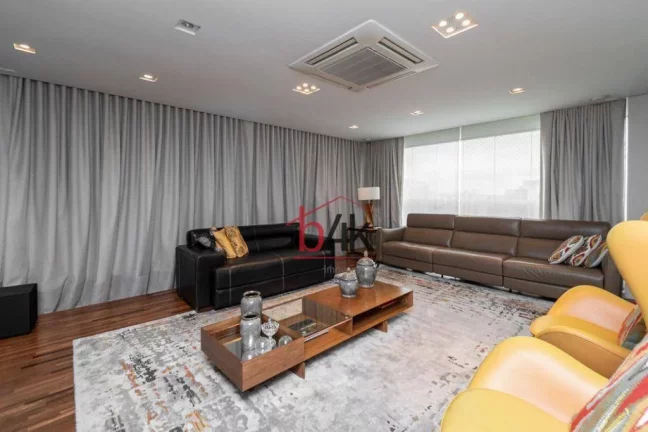 Imagem Apartamento à venda no Campo Belo com 4 suites - Particulare Campo Belo