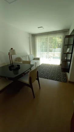 Imagem Vendo este lindo apto de 2 quartos, vaga de garagem, sacada. Nova Friburgo.