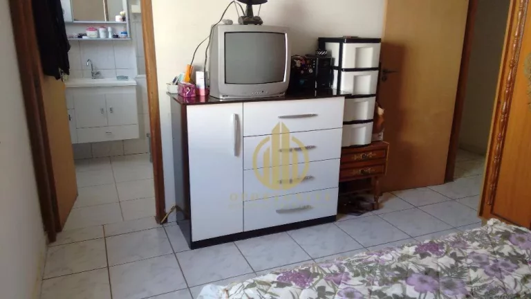 Imagem Casa com 3 suítes no Parque dos Lagos, Ribeirão Preto.