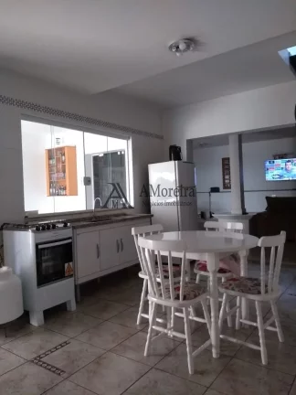 Imagem LINDA CASA TÉRREA 3 dormitórios com 248 m² de construção com pavimento inferior muito bem aproveitado