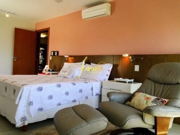 Imagem Casa condomínio Beira mar de alto padrão 04 amplas suítes