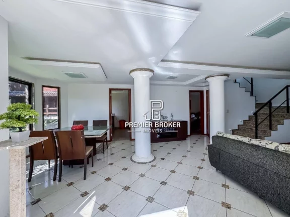 Imagem Casa à venda, 213 m² por R$ 1.100.000,00 - Comary - Teresópolis/RJ