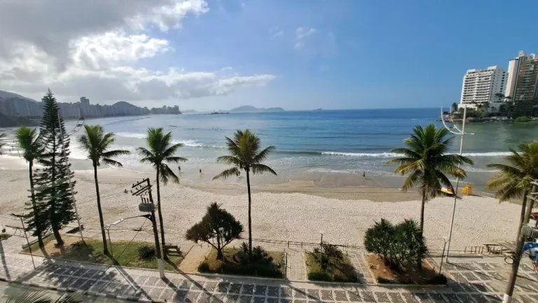 Imagem Apartamento com 4 dormitórios à venda, 170 m² - Astúrias - Guarujá/SP