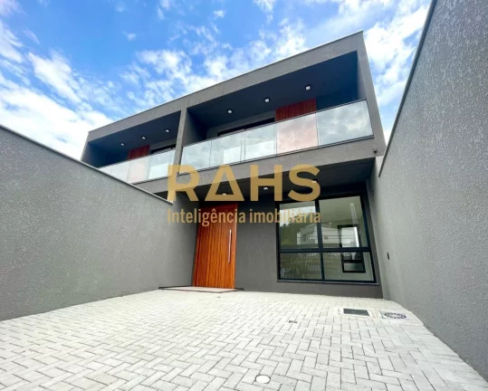 Excelente sobrado geminado localizado no bairro Jardim Sofia, bem próximo ao Shopping Garten. Conta...