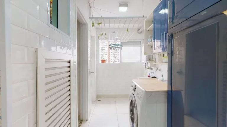Imagem Apartamento diferenciado em Perdizes com 3 suites e 4 vagas, 190 m²