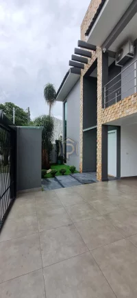 Imagem Sobrado Alto Padrão