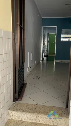 Imagem Sobrado Padrão com 100m² com 3 dorms, 1 vaga coberta, quintal em localização privilegiada no Sacomã/Zsul