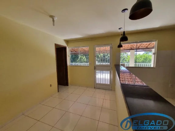 Imagem DELGADO aluga CASA em Itaboraí-RJ, Bairro Ampliação: 1 quarto, 1 sala, 1 banheiro