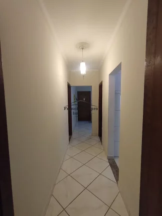 Imagem Casa à venda no bairro Jardim do Vale - Guaratinguetá/SP