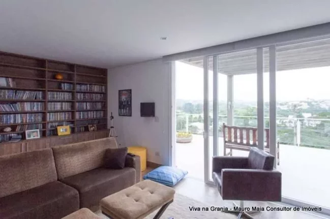 Imagem Cond São Paulo II - Nova, moderna, vista p/ o campo de golf! R$4.450.000