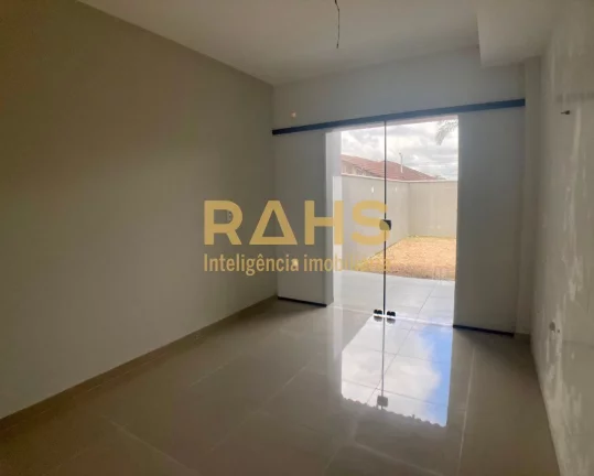 Imagem Excelente Sobrado Geminado com 2 Suítes no Bairro Vila Nova em Joinville/SC. O imóvel possui 76,18...