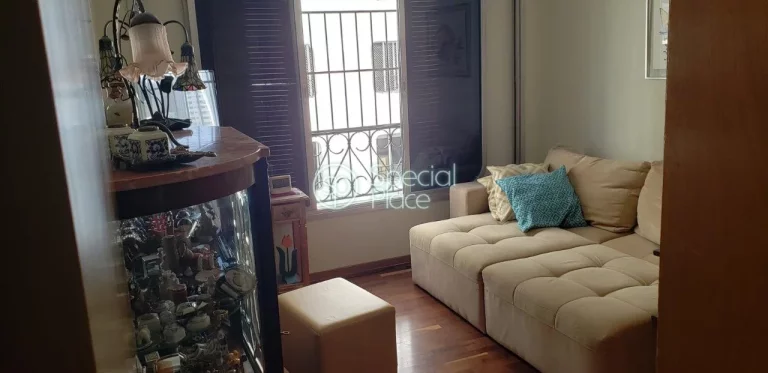 Imagem 127 metros 3 dormitórios 1 suíte dormitório de empregada e banheiro Piscina Quadra Salão de fest...