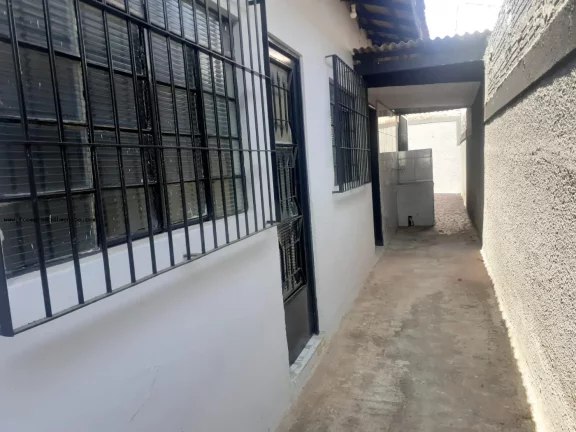 Imagem Casa Geminada para Venda em Limeira, Jardim Brasil, 2 dormitórios, 1 banheiro, 1 vaga