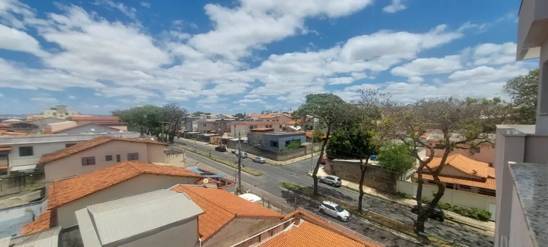 Imagem Apartamento com Área Privativa à Venda em Santa Monica BH 132m²