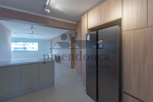 Imagem Apartamento reformado em Perdizes com 3 quartos (1 suíte) e 2 vagas, 137m²