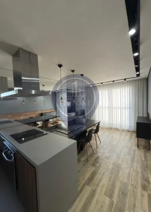 Imagem Imperdível Apartamento à Venda em São Paulo - Vila Andrade: 3 quartos, 1 suíte, 2 salas, 2 banheiros, 67m².