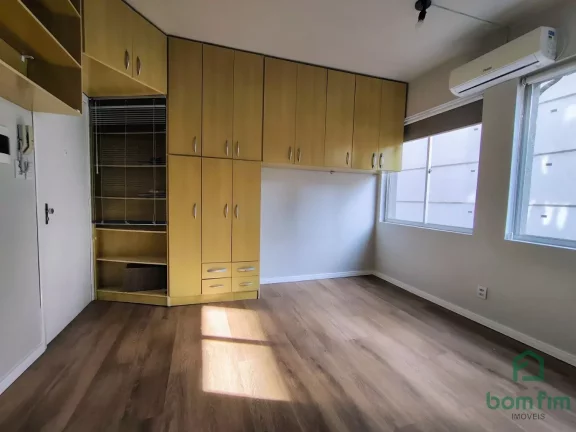 Imagem - kitnet / conjugados para venda, Centro Histórico, Porto Alegre - KI2610