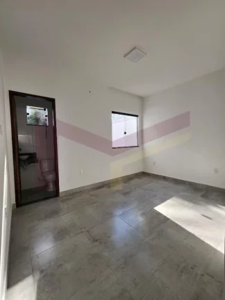 Imagem Casa 2/4 sendo 1 suite no Conjunto Feira VII